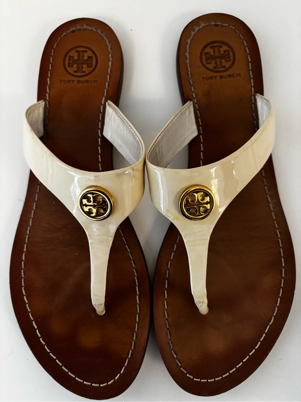 Tory Burch Sandals Slip-On Thong Style Cream Color Patent Leather Size 9